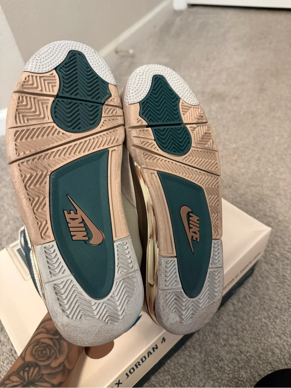 SNORLAX JORDAN 4